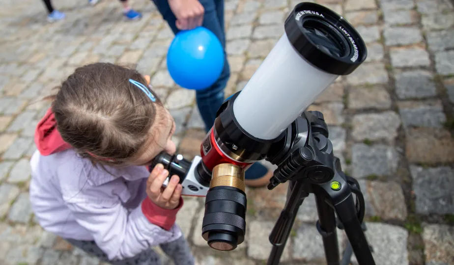 Odkrywcy - piknik naukowy przy CN Młyn Wiedzy