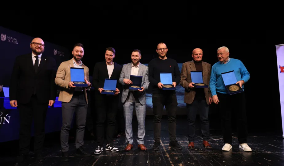 Toruń świętuje 100-lecie hokeja na lodzie