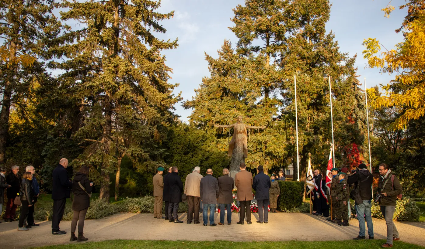 W hołdzie ks. Jerzemu Popiełuszce