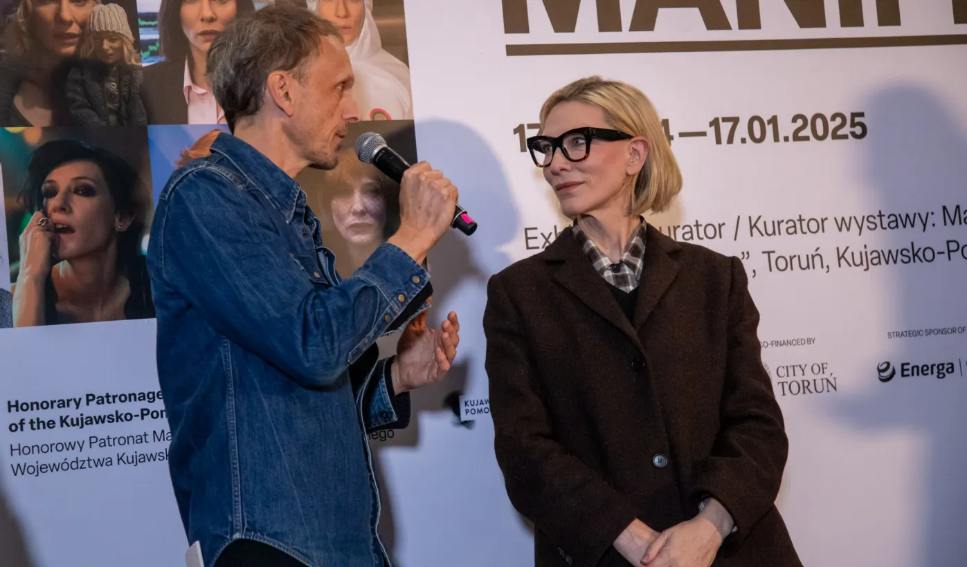 "Manifesto" - otwarcie wystawy Juliana Rosefelda w CSW