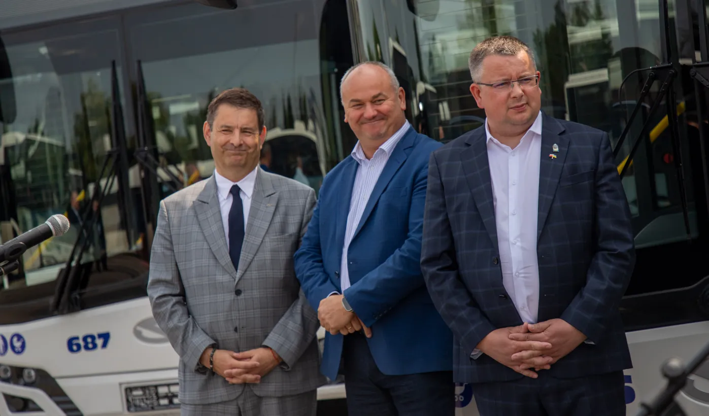 Nowe hybrydy w taborze MZK