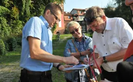 Dokumentację podpisuje konserwator miejski Emanuel Okoń