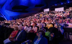 Seniorzy na dziewiątym forum