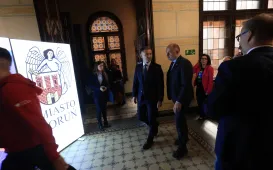 Minister Sławomir Nitras i marszałek Piotr Całbecki