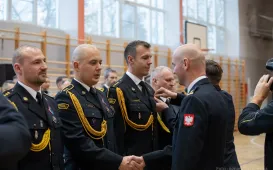 Gratulacje od komendanta miejskiego PSP w Toruniu bryg. Sławomira Grudzińskiego