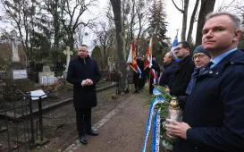 Pamiętamy o Honorowych Obywatelach Miasta: Wandzie Szuman i o. Władysławie Wołoszynie