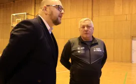 Spotkanie prezydenta Pawła Gulewskiego z finalistami turnieju "Z orlika na stadion"