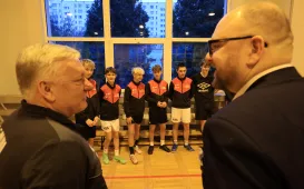 Spotkanie prezydenta Pawła Gulewskiego z finalistami turnieju "Z orlika na stadion"