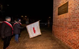 Wiązanki pamięci dla opozycji antykomunistycznej 