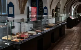 Oprawy gotyckie na wystawie 