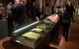 Oprawy gotyckie na wystawie 