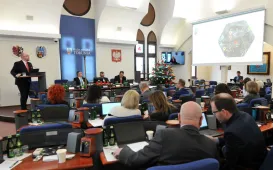 Prezydent Paweł Gulewski podczas sesji budżetowej