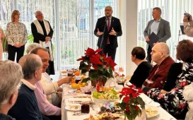 Świąteczne spotkanie z podopiecznymi DPS