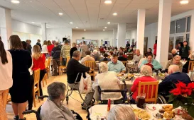 Świąteczne spotkanie z podopiecznymi DPS