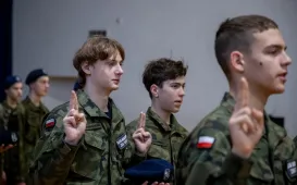 Otwarcie strzelnicy pneumatycznej w Zespole Szkół Samochodowych