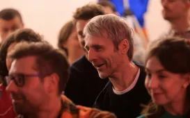 Muzyczna podróż z Hirkiem Wroną