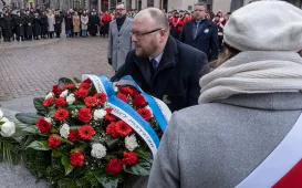 Kwiaty w 552. rocznicę urodzin Kopernika