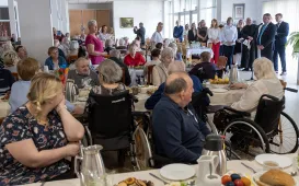 Wielkanocne śniadanie w DPS im. Leona Szumana