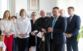 Wielkanocne śniadanie w DPS im. Leona Szumana