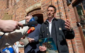 Odsłonięcie rzeźby anioła, 6.05.2025 r. 