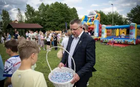 Festyn z okazji Dnia Dziecka w SP nr 35