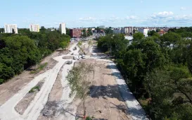 W Toruniu trwa budowa fragmentu Trasy Staromostowej w rejonie targowiska miejskiego.