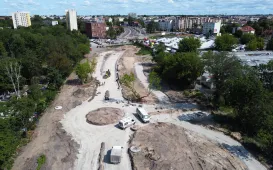 W Toruniu trwa budowa fragmentu Trasy Staromostowej w rejonie targowiska miejskiego.