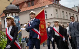 Uroczyste posiedzenie Senatu UMK na Rynku Staromiejskim 