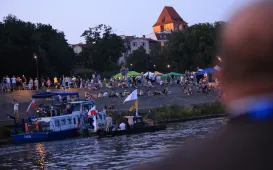 9. Festiwal Wisły - nocna parada łodzi i statków, widowisko światło-dźwięk
