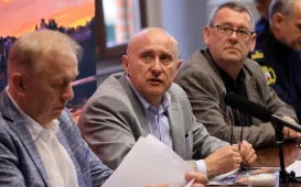 24 października br. w Urzędzie Miasta Torunia odbyła się konferencja prasowa, w trakcie której zaprezentowaliśmy zmiany w organizacji ruchu, funkcjonowaniu komunikacji miejskiej w okresie Wszystkich Świętych.