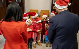 Przedszkolaki z PM1 z wizytą u prezydenta, 15.12.2025