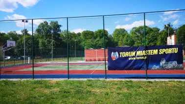 Zajęcia odbędą się na obiektach przy SP nr 14 w Toruniu.