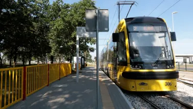 Dodatkowe tramwaje na żużel