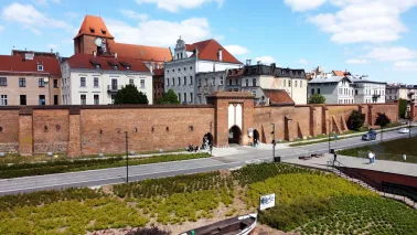 Zabezpieczenia na balustradach pawilonów