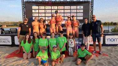 Kobiety rywalizowały na Anielskiej Plaży