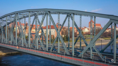 Na zdjęciu: most drogowy im. marszałka Józefa Piłsudskiego