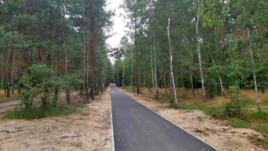 Na zdjęciu: ścieżka rowerowa łącząca osadę leśną na Barbarce z Bydgoskim Przedmieściem