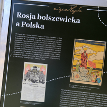 Plansza wystawy z napisem Rosja bolszewicka a Polska