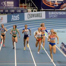 Finałowy bieg na 400 metrów kobiet. Justyna Święty-Ersetic.