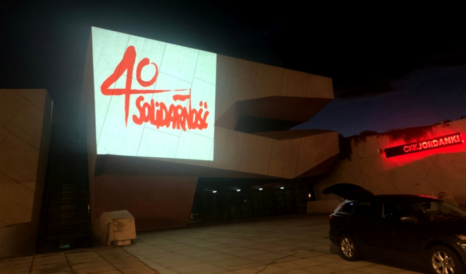 Na zdjęciu projekcja "40 Solidarność" na CKK Jordanki