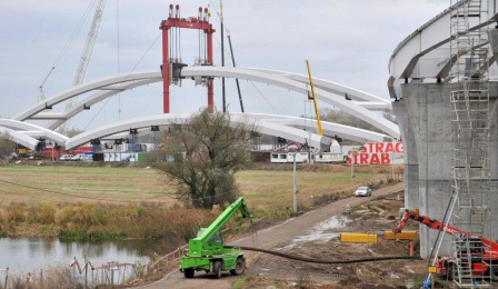 Budowa mostu im. gen. Elżbiety Zawackiej - 2012